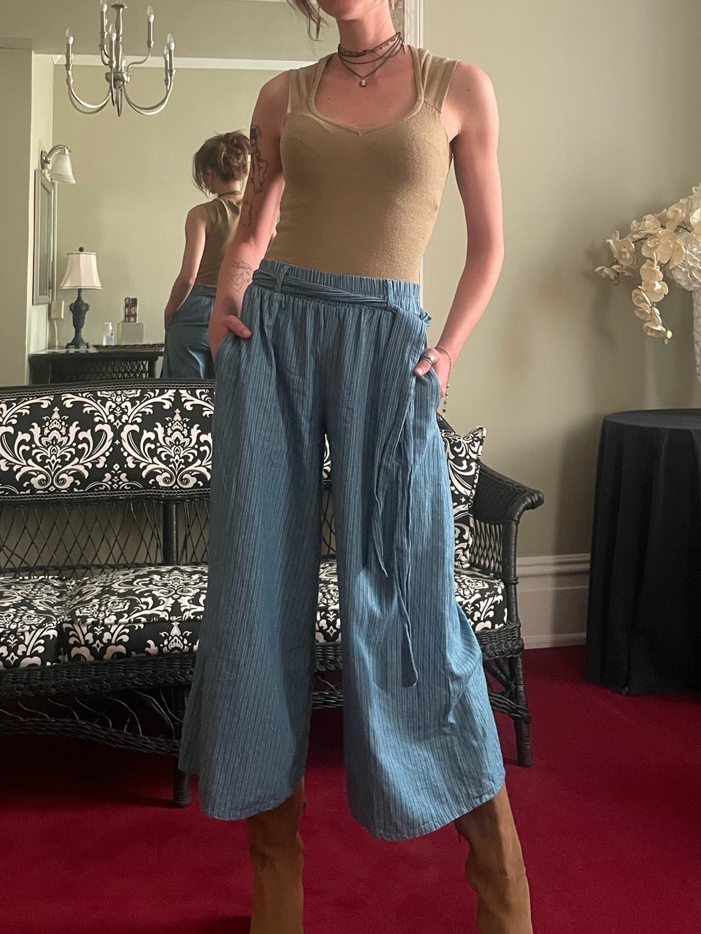 Vintage Gold Ribbed Tank Top - Picture 8 of 9